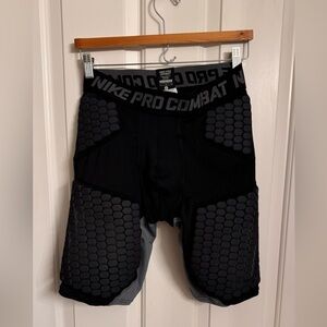 Nike Pro football padded Shorts - Men’s Size L
